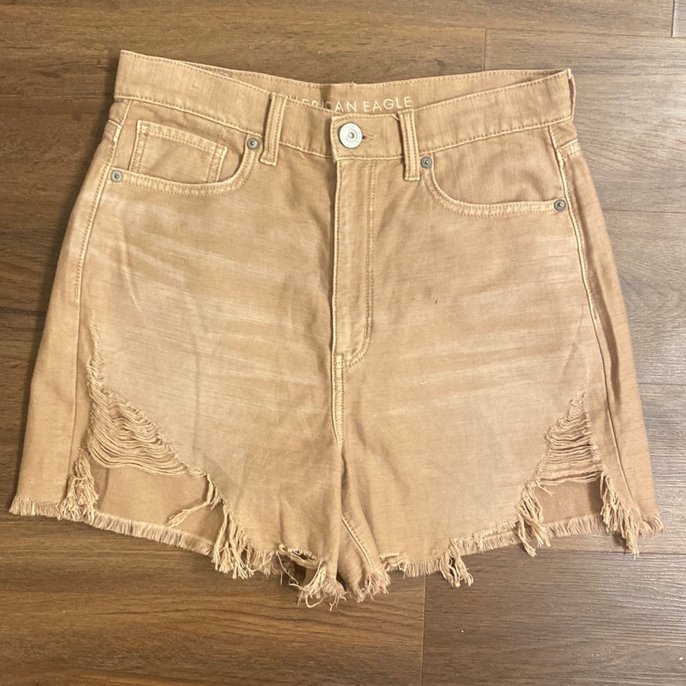American Eagle Highest Rise Mom Short